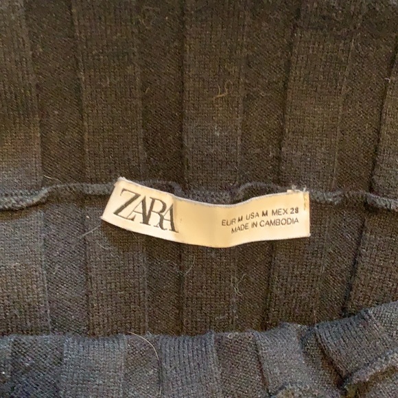 Zara off the shoulder sweater - Picture 3 of 3